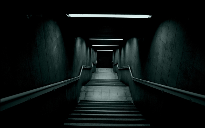 creepy architecture scary stairways darkness 1920x1200 wallpaper_www.wallpaperto.com_16