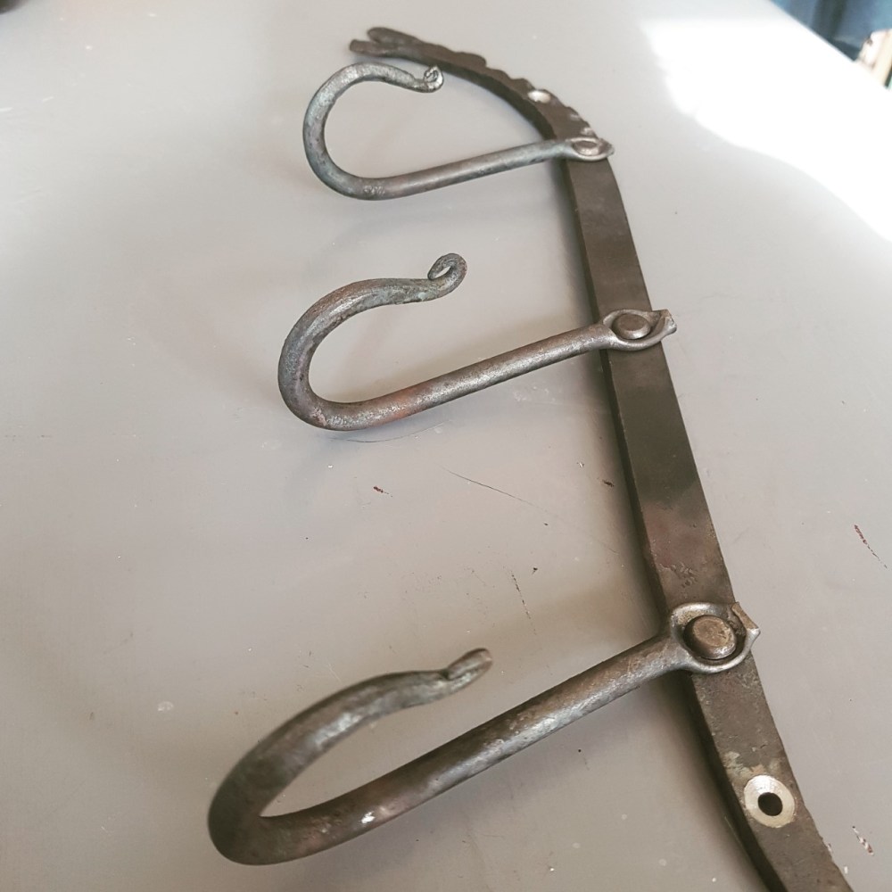 caroline hardaker writes